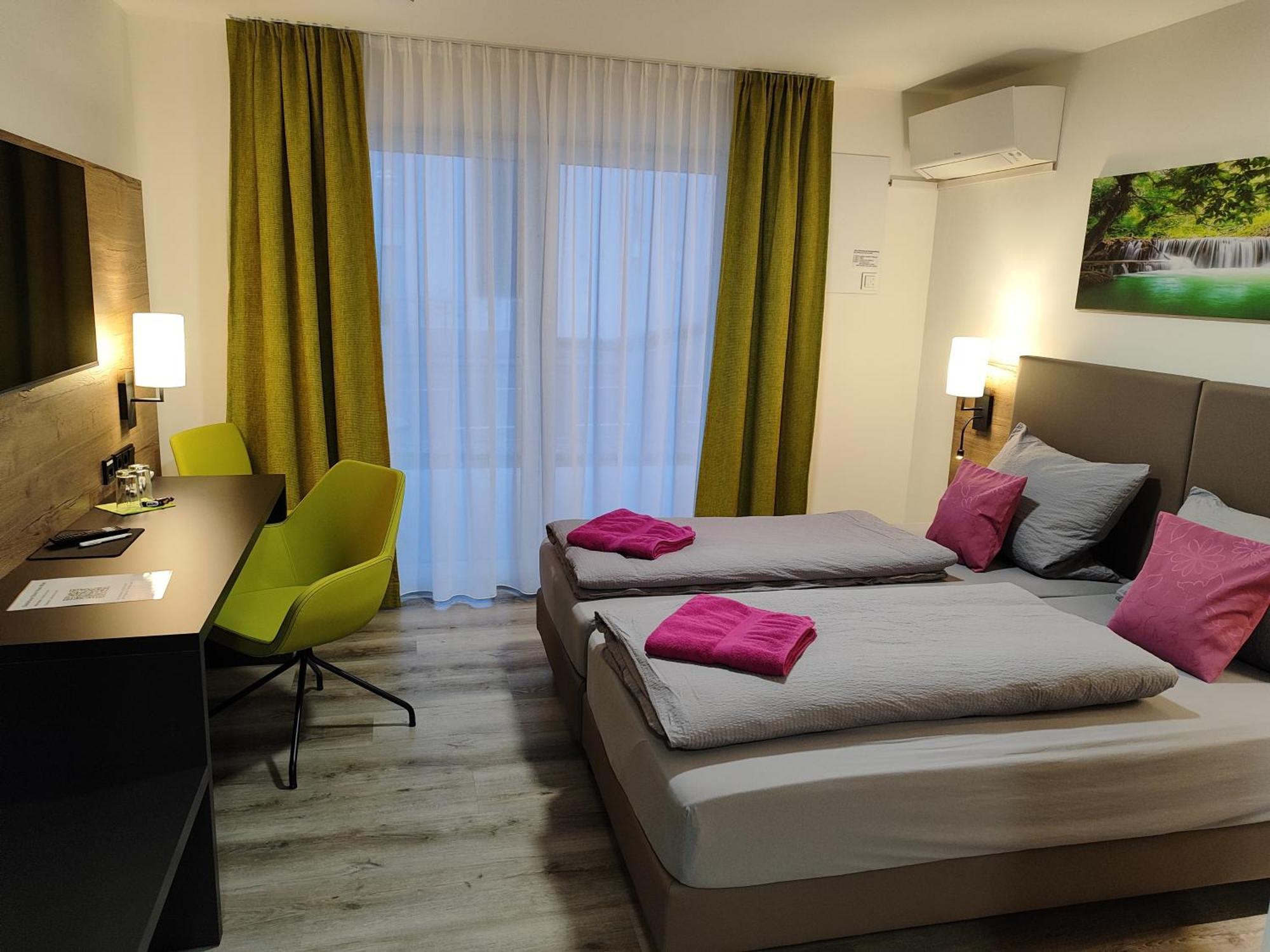 Hotel Gaestehaus Stock Zimmer Kraeuterstueble Friedrichshafen Exterior photo