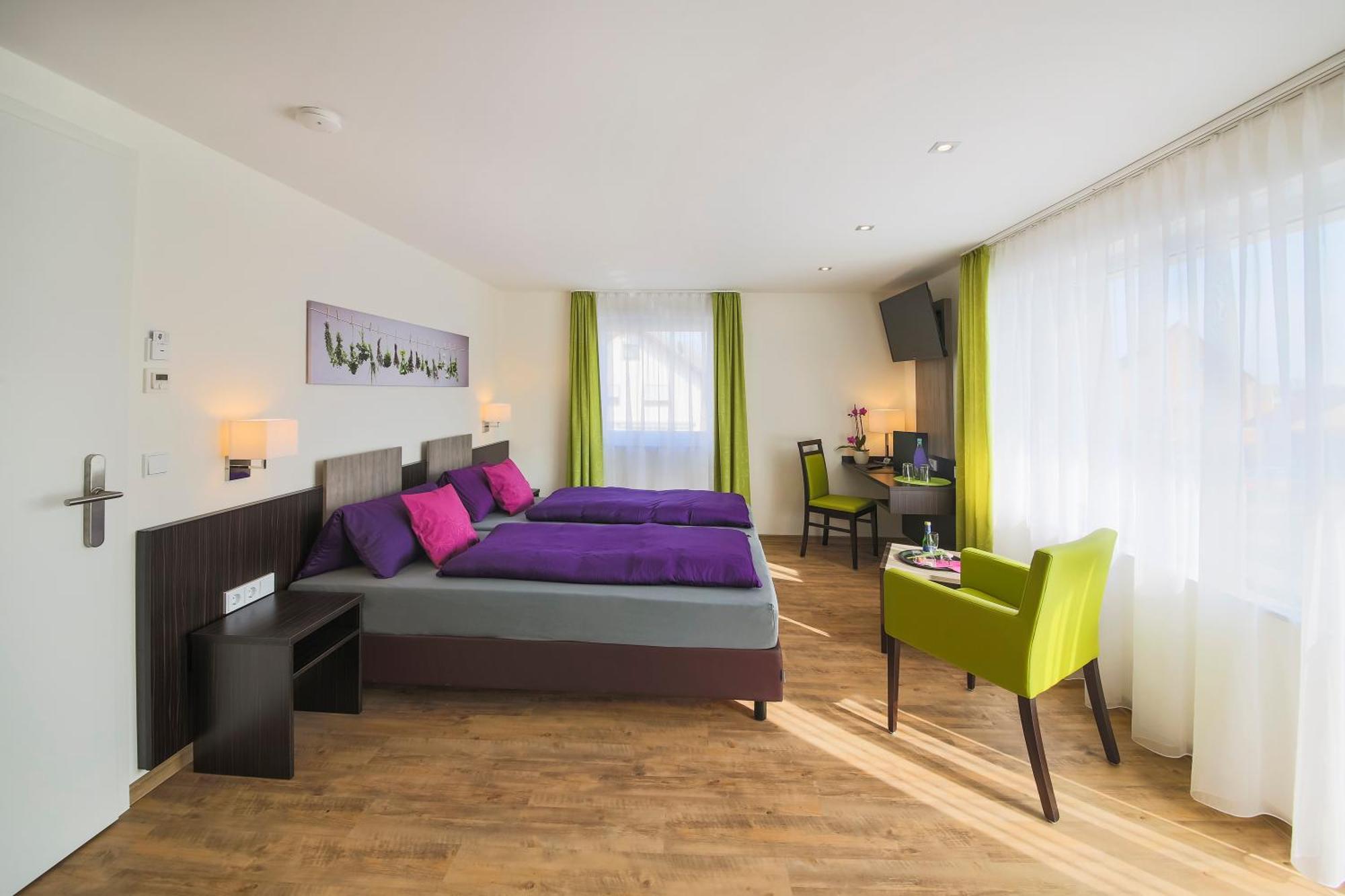 Hotel Gaestehaus Stock Zimmer Kraeuterstueble Friedrichshafen Exterior photo